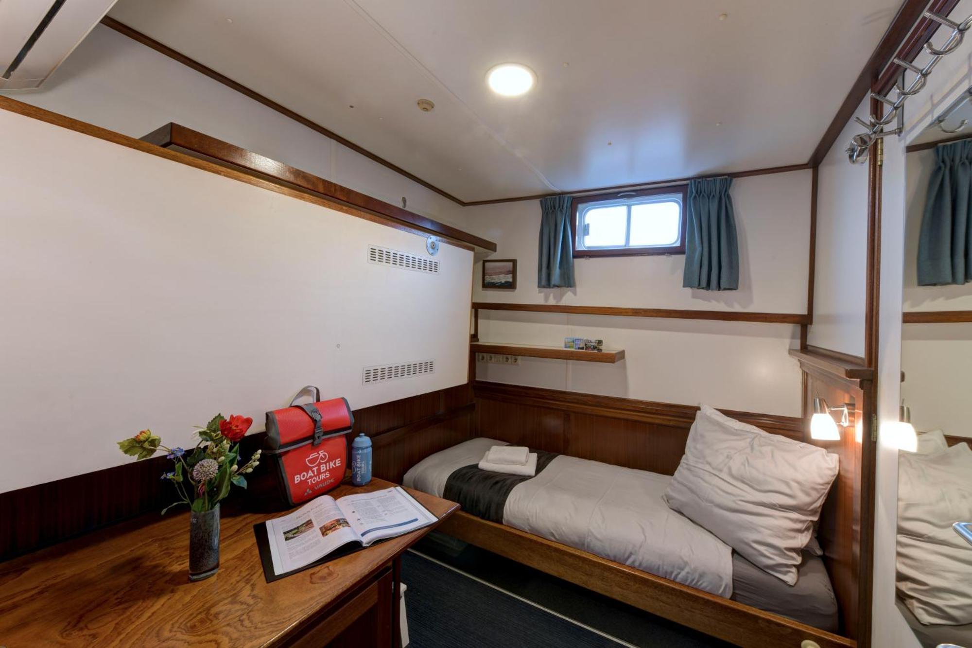 Single Room Private Bathroom